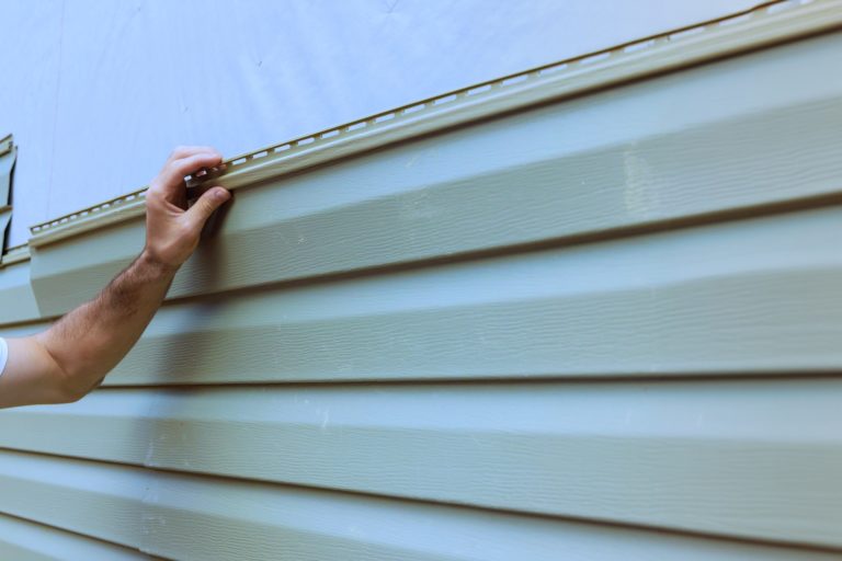 Maintenance Tips for Keeping Your Vinyl Siding Looking New