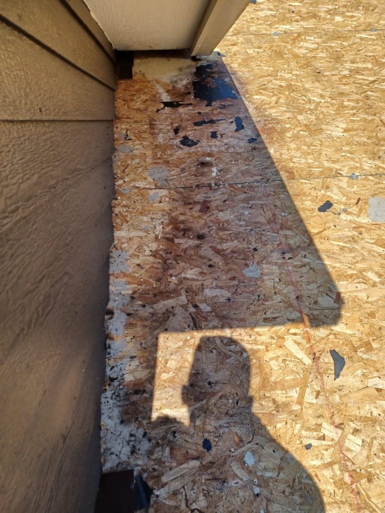 Walled Lake Michigan Roofing Replacement Damaged Wood